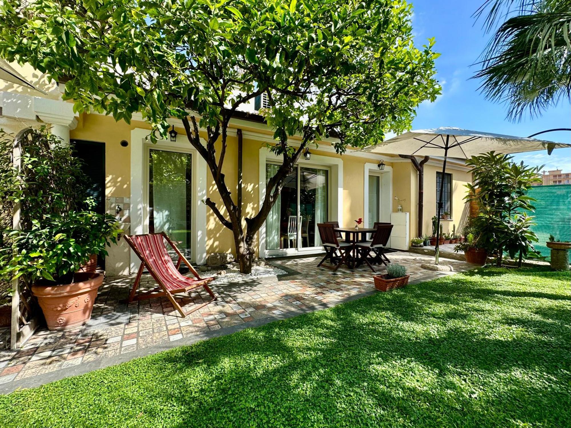 Villa Angelina Holiday Homes - Casa U.G. ヴァッレクロージア エクステリア 写真