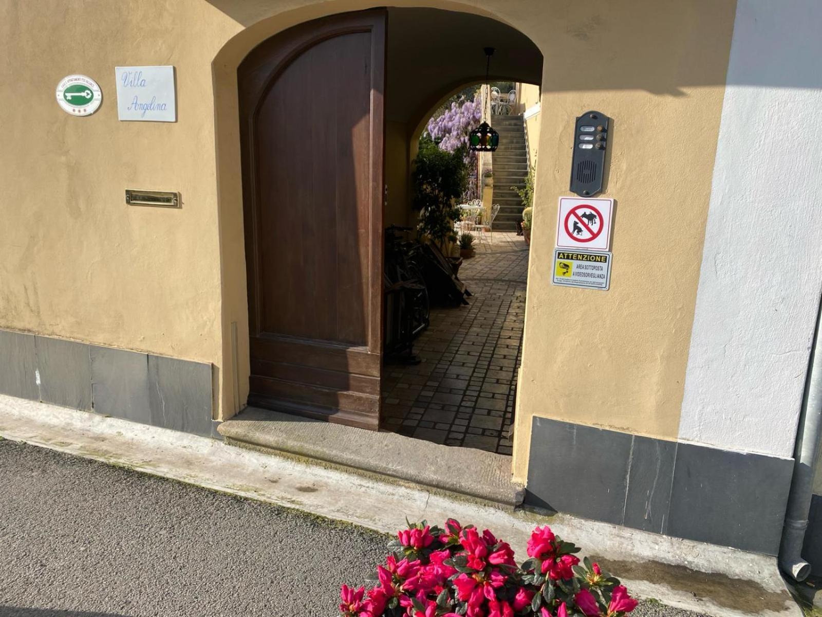 Villa Angelina Holiday Homes - Casa U.G. ヴァッレクロージア エクステリア 写真